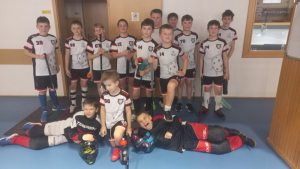 MLAŠÍ ŽÁCI VEZOU ZE SUCHÉ STŘÍBRO